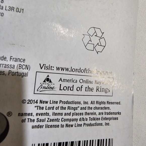 The Lord of the Rings Frodo Elven Brooch - Picture 5 of 6